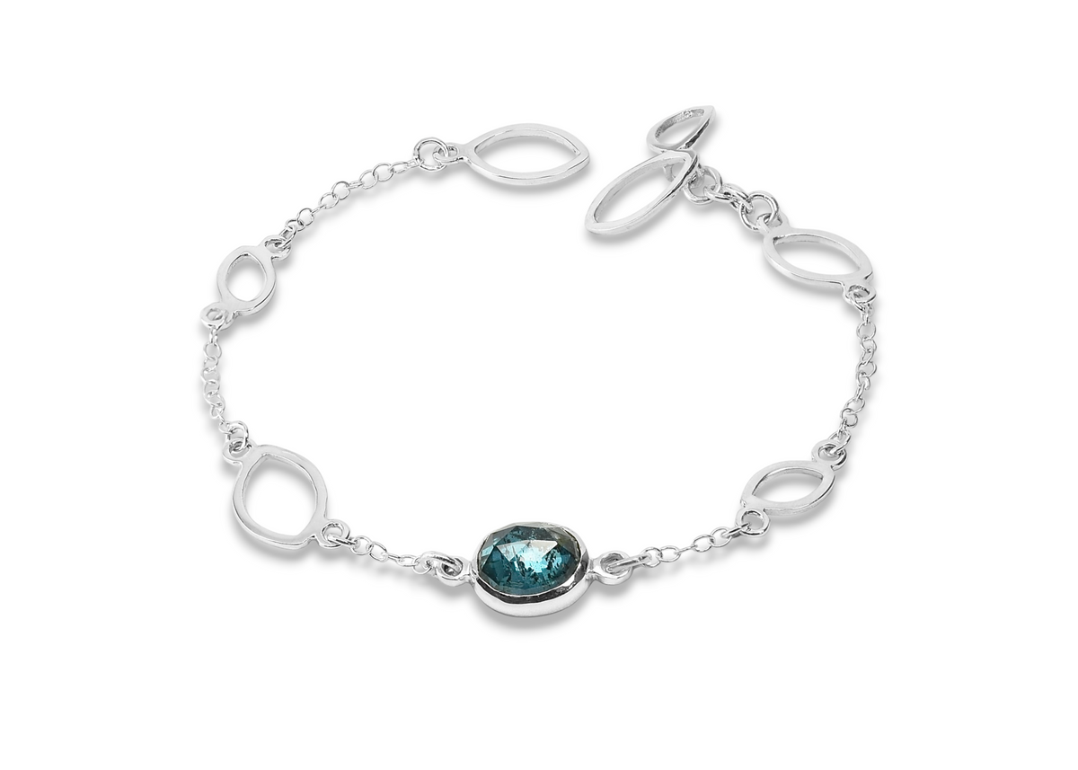 Moss Kyanite Station Bracelet in Sterling Silver