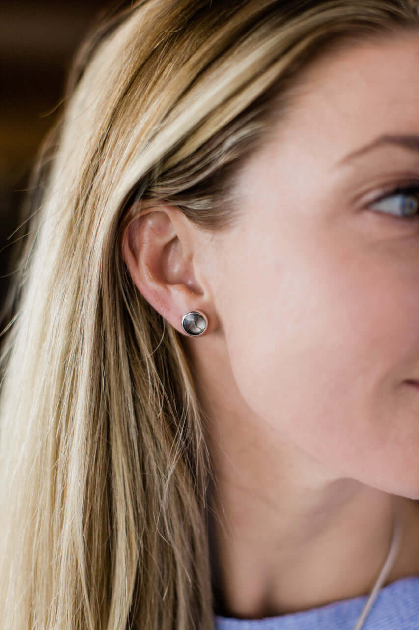 Sterling silver mother of pearl stud earrings